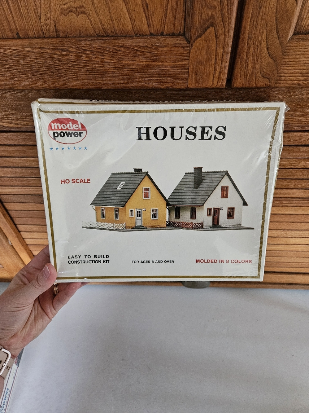 Model Power HO Scale Houses Kit - Factory Sealed